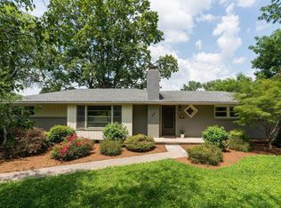 916 Selma Blvd, Staunton, VA 24401