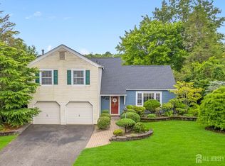 1095 Bandon Rd, Toms River, NJ 08753