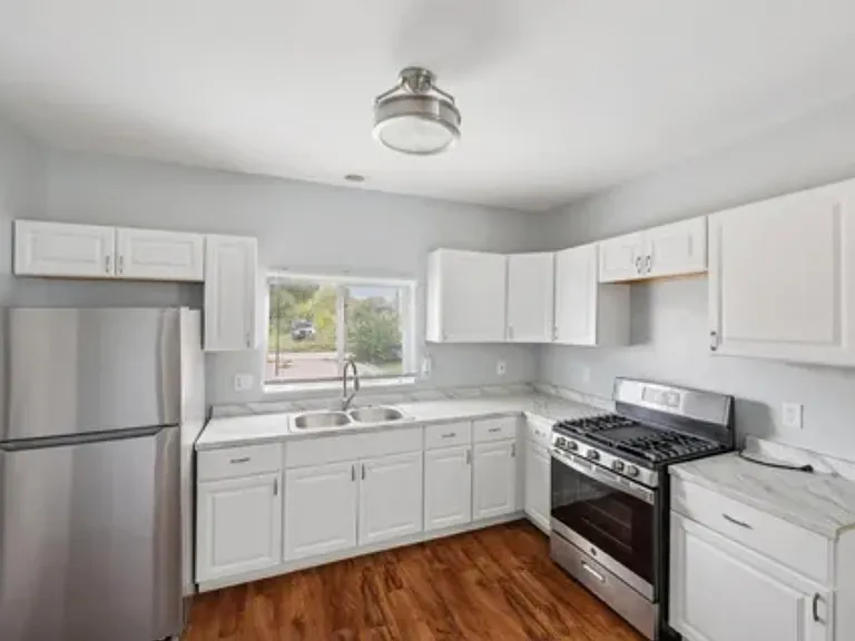 3468 N Richards St — Photo 2