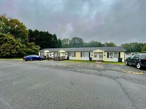 203 E Webb St Photo 1