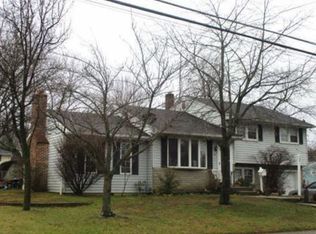 26 Cherry Ln, West Deptford, NJ 08096