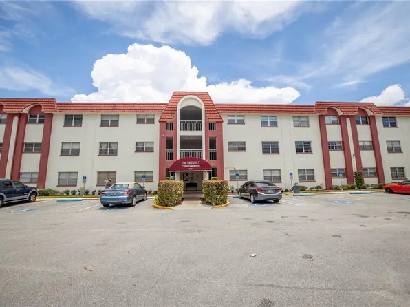 1860 Massachusetts Ave NE APT 217, Saint Petersburg, FL 33703