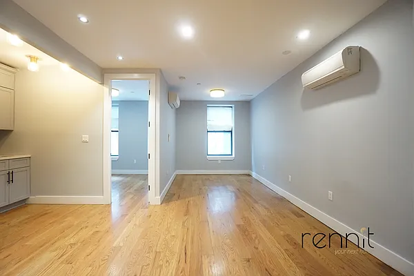 Rented by Rennit Inc. | media 4