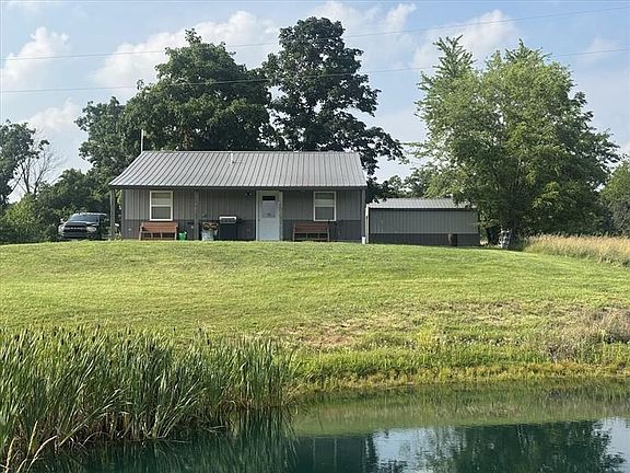 2nd image of 16109 Bethel Ridge Rd