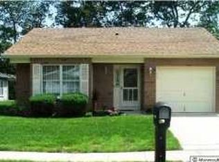 1368 Gleniffer Hill Rd, Toms River, NJ