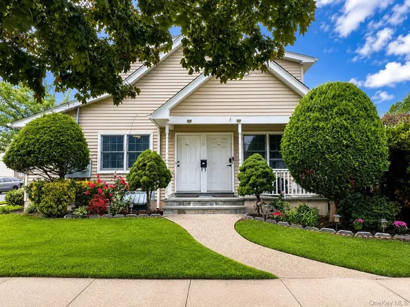 60 Jackson Ave Floor 2, Mineola, NY 11501