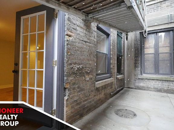5th image of 550 W Arlington Pl #550105