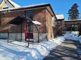 1490 Queen St W, Brampton, ON L6X0B2