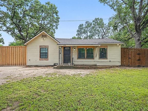 2nd image of 1830 Potter Ln