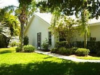 1st image of 808 Wiggins Bay Dr