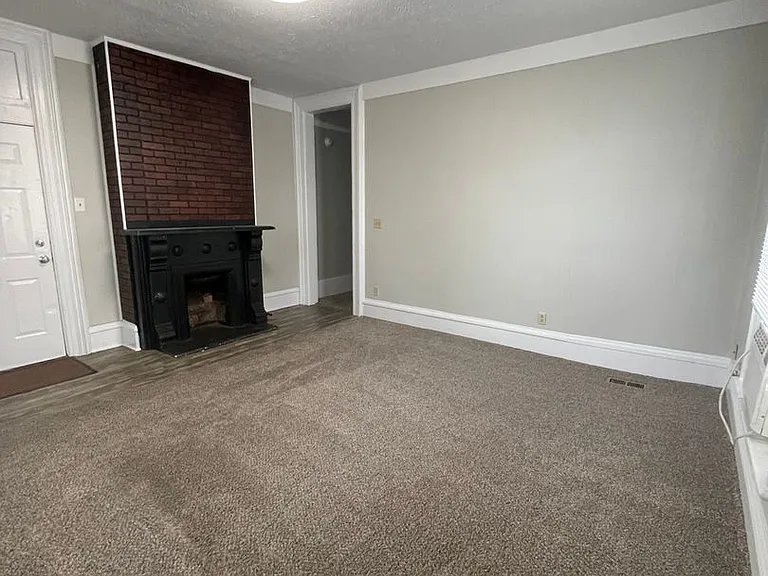 1219-1221 Morton St--HBS — Photo 3