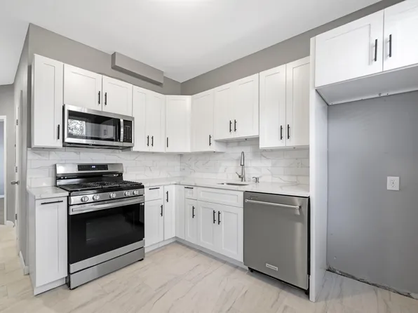 230 Princeton Avenue image 14 of 16