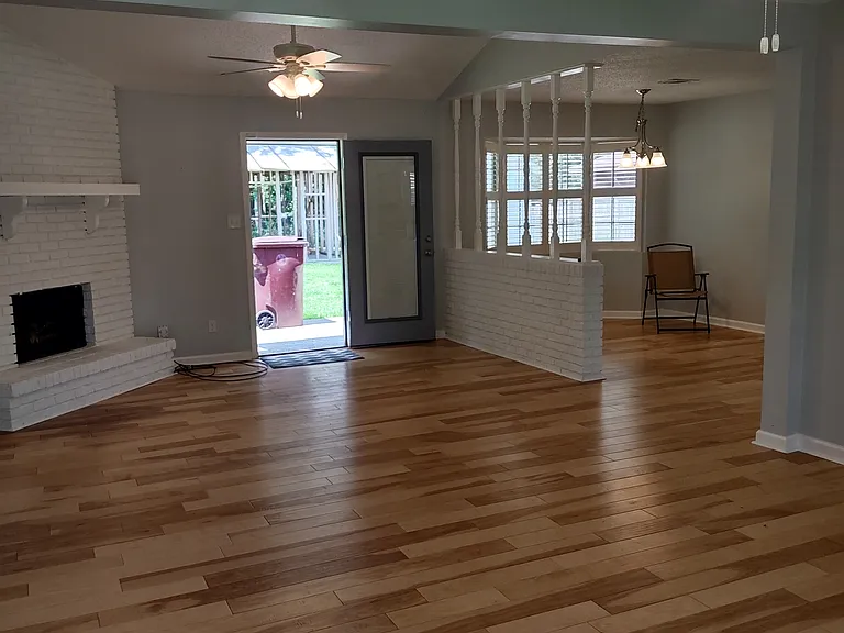428 Audubon Dr N — Photo 15