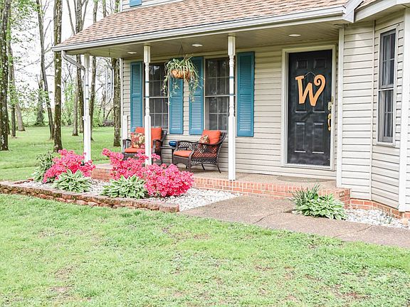 2nd image of 15991 Valley Ct