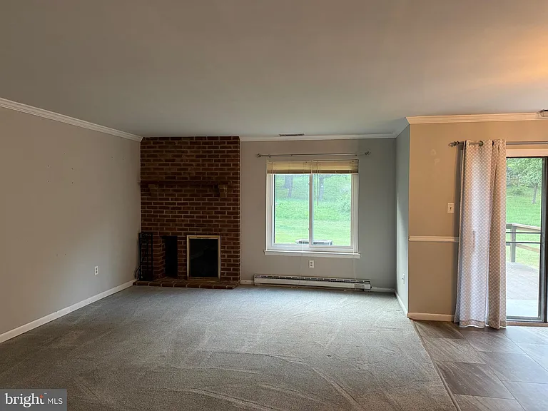 204 Village Rd — Photo 8