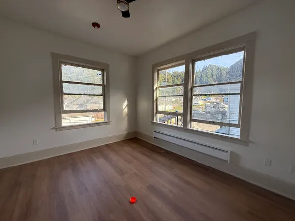 500 B St, Scotia, CA