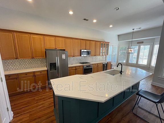 2nd image of 4423 Oakdale Vinings Lndg SE