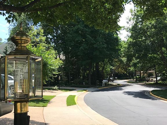 Gorgeous neighborhood