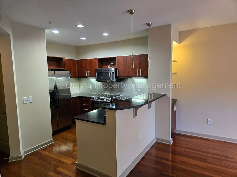 390 17th St NW #3064 — Photo 6