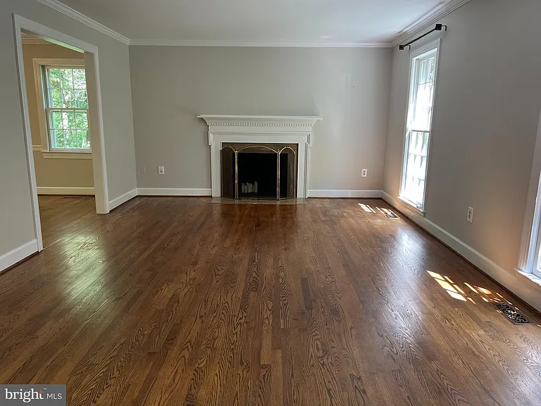 10220 Cedar Pond Dr — Photo 7