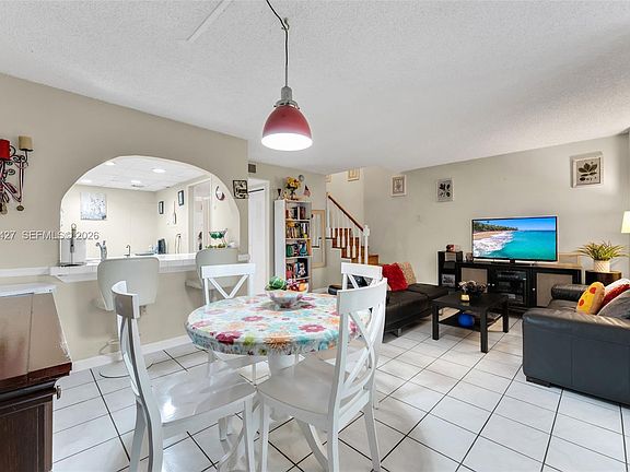 5th image of 9050 NW 28th St APT 131