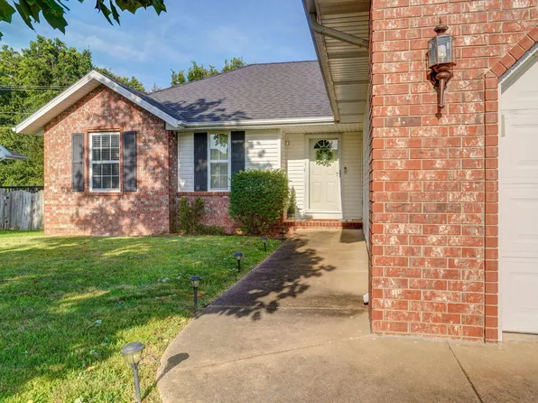 436 S Basswood Avenue, Republic, MO 65738