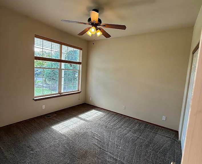 4429 W Lennox Loop — Photo 13