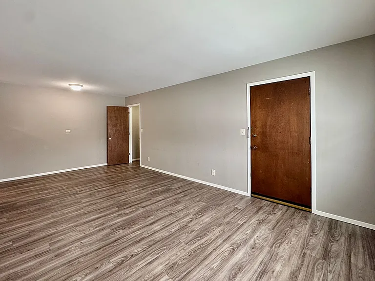 Eagle Rock Apartments — Photo 19