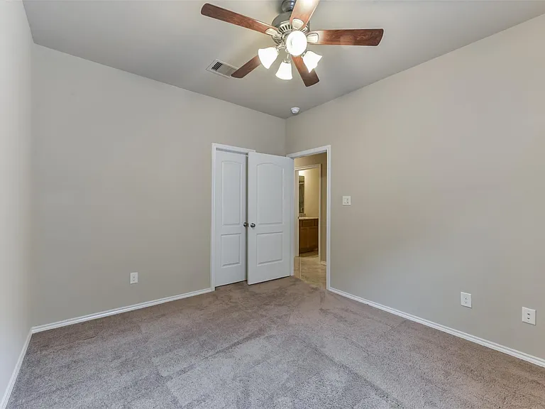 248 Clementine Ct — Photo 37