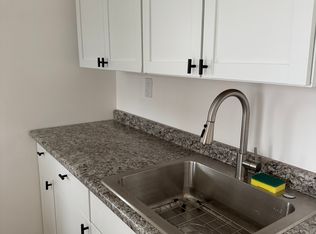 1502 W Spencer Ave APT E, Marion, IN 46952
