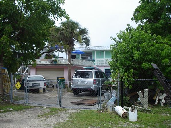 563 Coconut Ave, Goodland, FL 34140