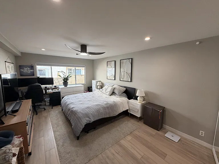 2318 Fox Hills Dr #103 — Photo 9