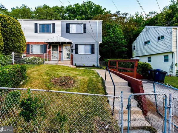 4617 Brookfield Dr, Suitland, MD 20746