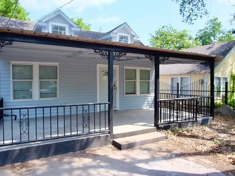 1509 Cumberland Ave — Photo 2
