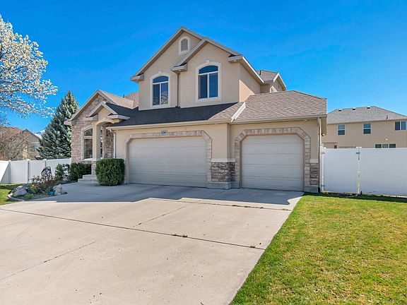 3rd image of 10289 S Locust Ridge Ct W