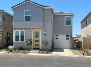 224 Arbor Dr S, Madera, CA 93636