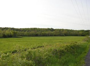 E Round Prairie Rd, Oak Grove, MO 64075