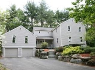 40 Wentworth Ln, Hampstead, NH 03841