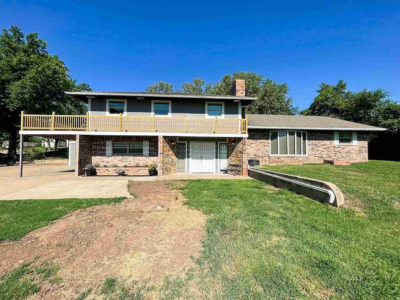 1300 N Pecan Rd, Ponca City, OK 74604 Zillow