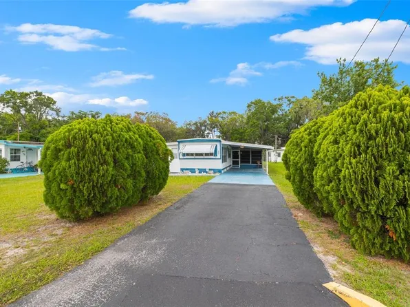 4831 Kent Dr, Zephyrhills, FL 33541