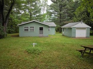 1164 S Lake Rd, Amherst Junction, WI 54407