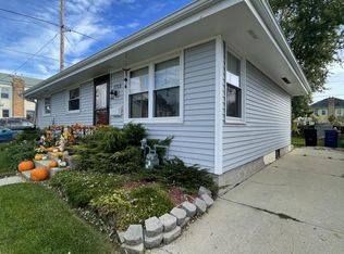 1713 Connolly Ave, Racine, WI 53405