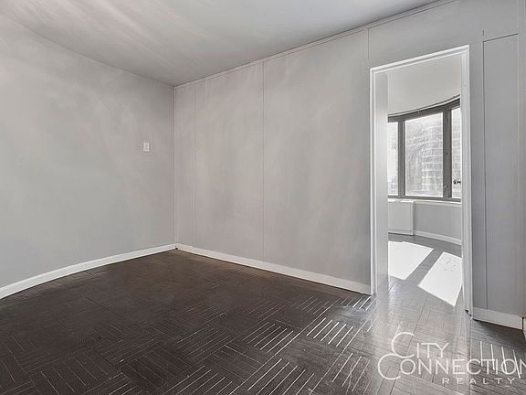 5th image of 330 E 38th St APT 12M