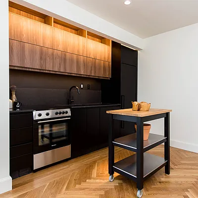 Rented by Nooklyn NYC LLC | media 54