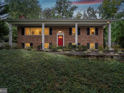 1616 Sherwood Hall Ln, Alexandria, VA, 22306