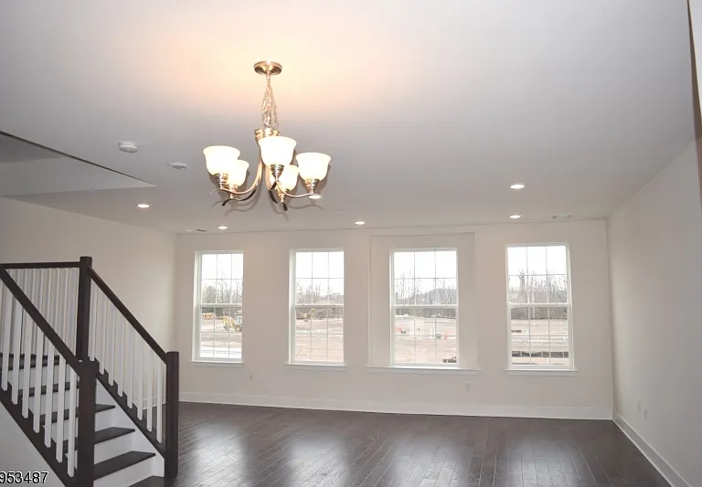 6 Gerhard Pl — Photo 2