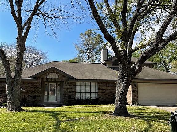 2nd image of 2506 Walnut Grove Ct