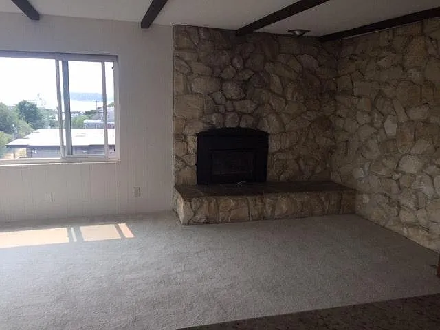 3 bed, 1700 sqft, $3,700 — Photo 4