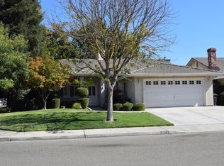 3672 Apple Blossom Ln, Turlock, CA 95382