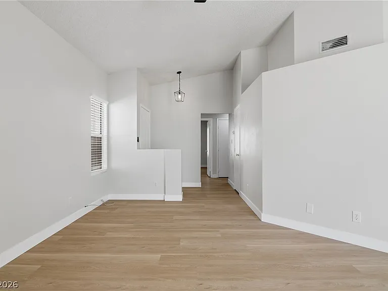 6224 Caprino Ave — Photo 8